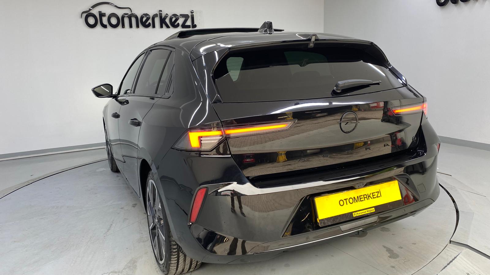 OPEL ASTRA-E 9